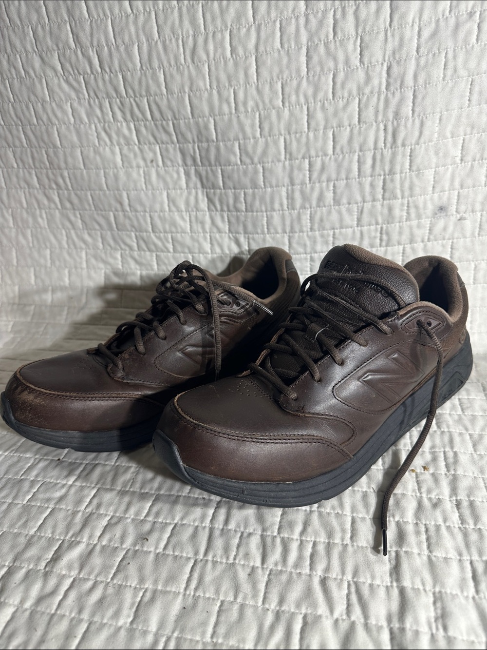 New Balance 928 V3 Men's Brown Athletic Lace-Up Comfort Sneakers
